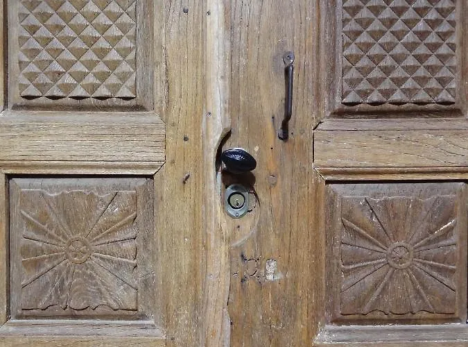 לינה וארוחת בוקר A Casa קלנצאנה